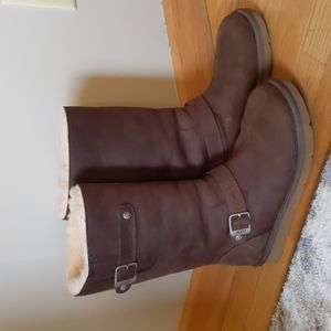 *New* Ugg Australia brown leather fur boots size 9